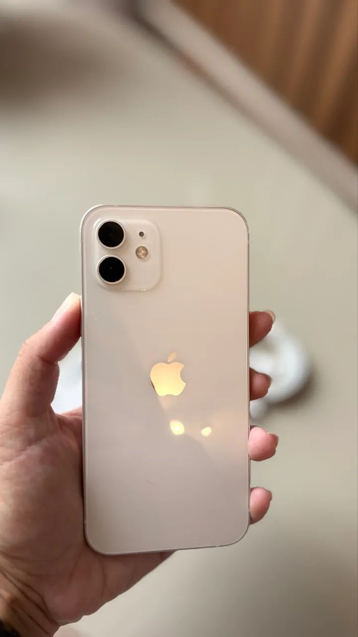 iPhone 12 Branco 64GB - Impecável / Única Dona / Cabo Original - Foto 2