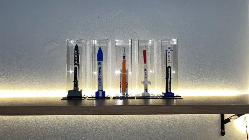 RÉPLICAS DE FOGUETES 3D