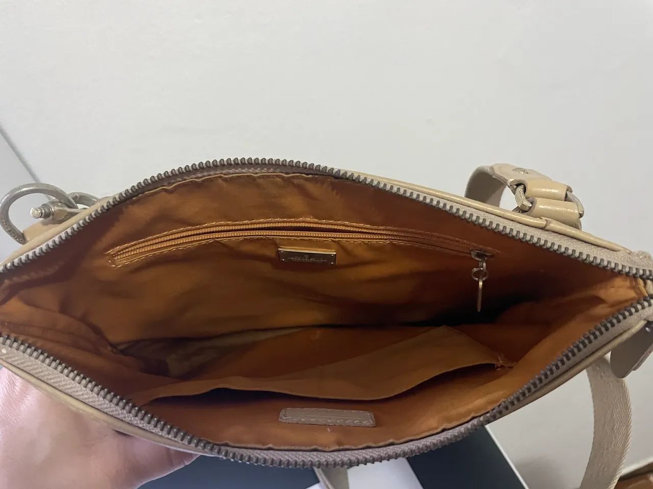 Bolsa Victor Hugo  - Foto 4