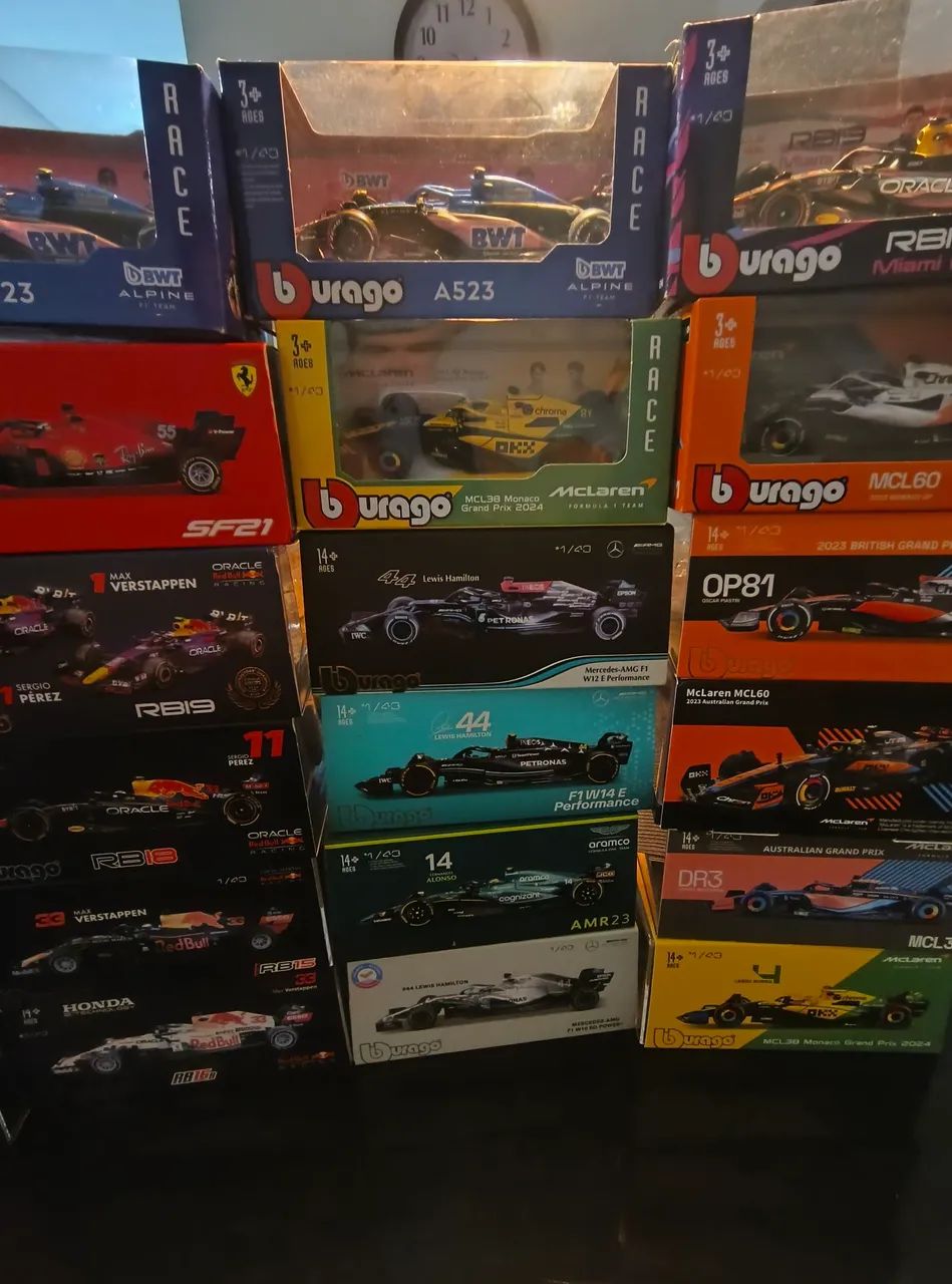 31 miniaturas Burago Fórmula 1 em escala 1/43 novas na caixa tops - Foto 4