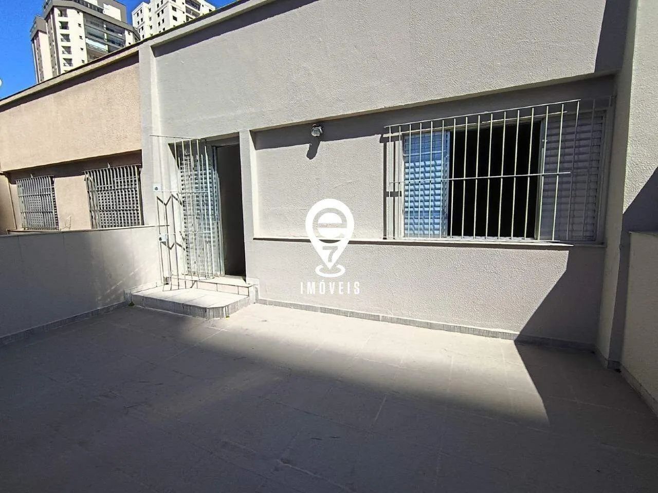 EXCELENTE CASA PARA LOCAÇÃO NA SAÚDE - 3 QUARTOS