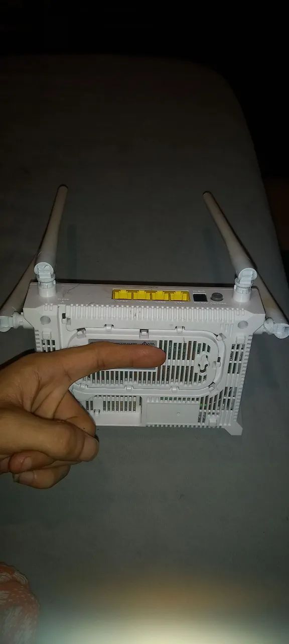 Roteador para vender 4 antenas  - Foto 4