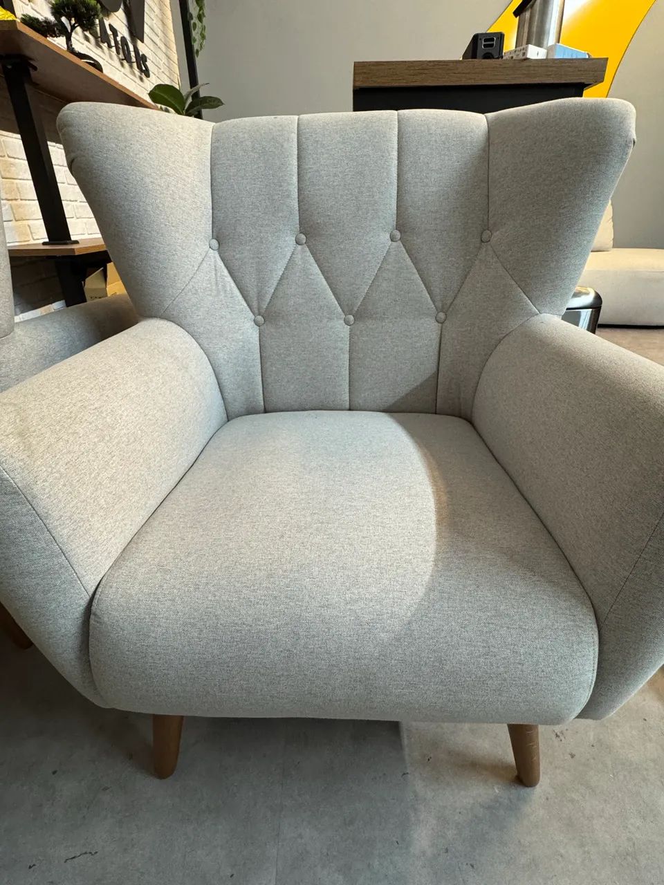 Vendo 2 poltronas decorativa retro cinza - Foto 2
