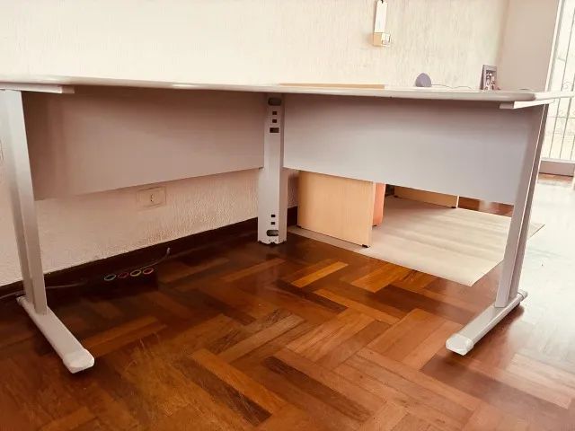Mesa escritório em L - Foto 2