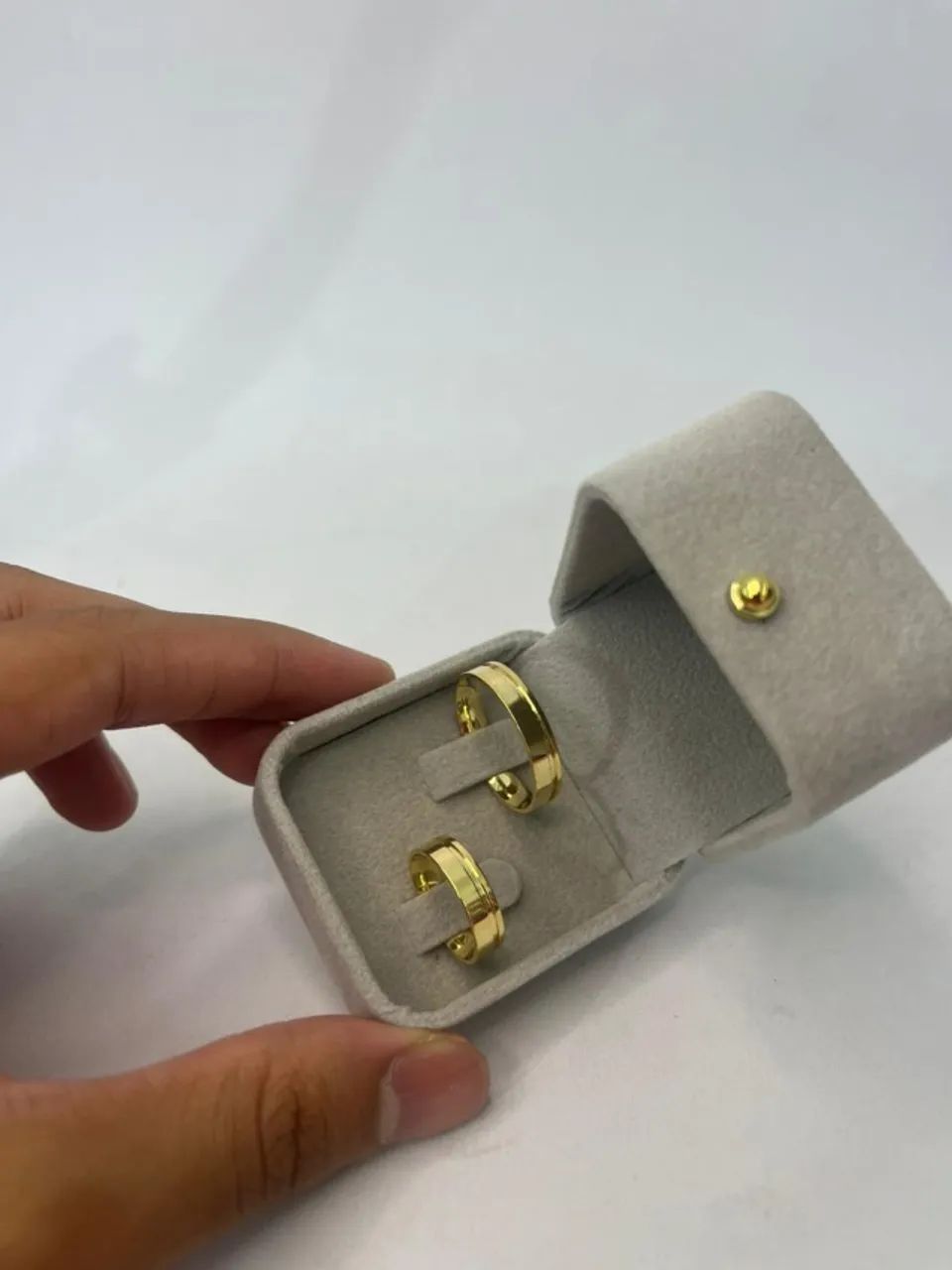 Alianças banhadas a ouro 18k  - Foto 3