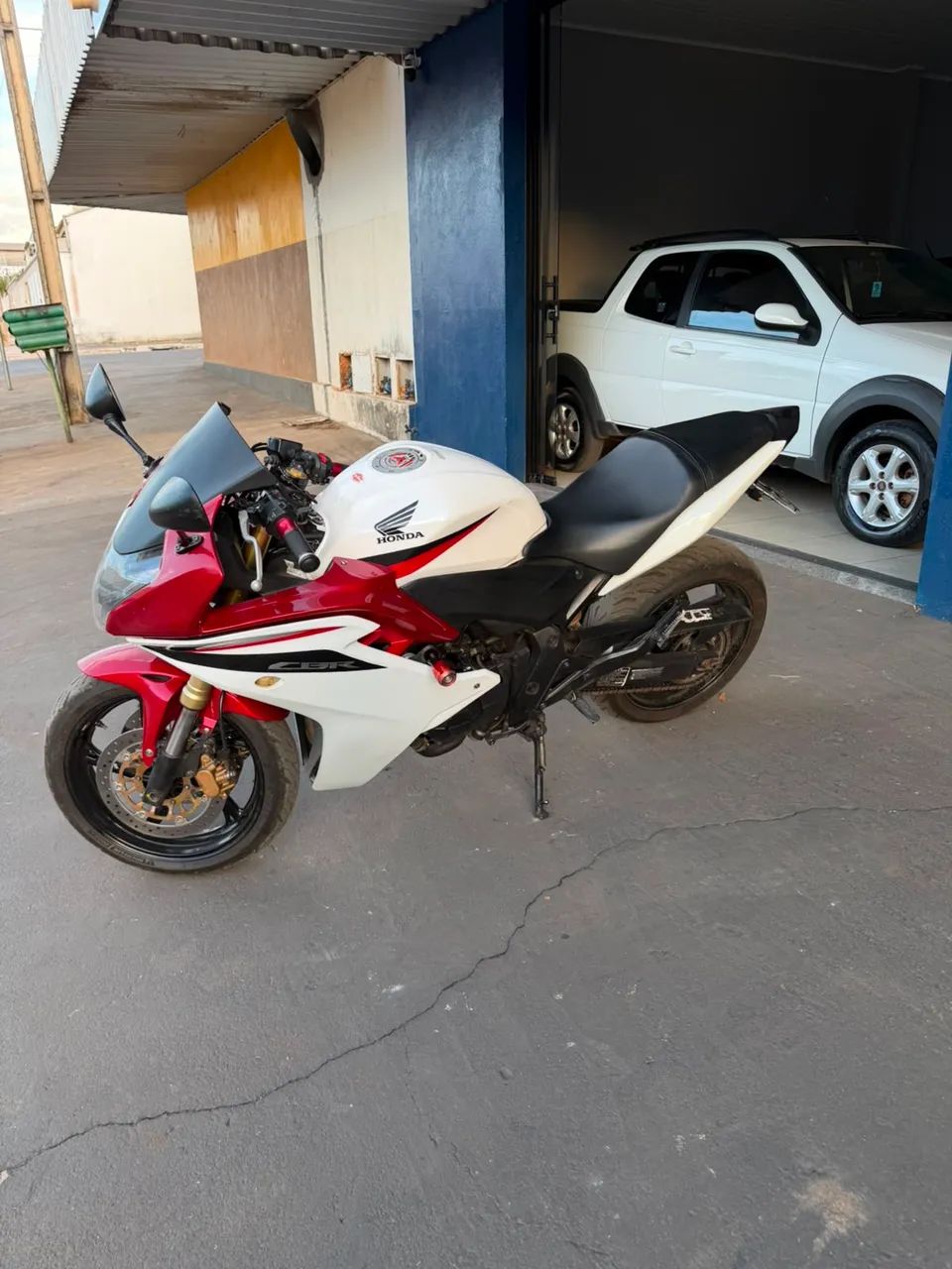 CBR 600F - Foto 2