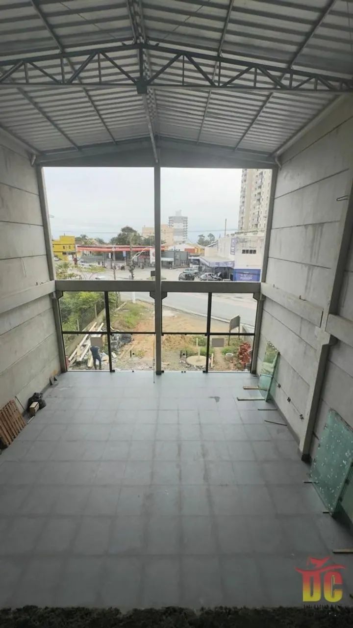 Excelente sala comercial frente Avenida Eugenio Krause - Foto 2