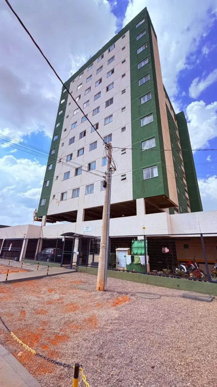 PROXÍMO A FUTURA ESTAÇÃO DE SAMAMBAIA , 2 QUARTOS COM VARANDA .