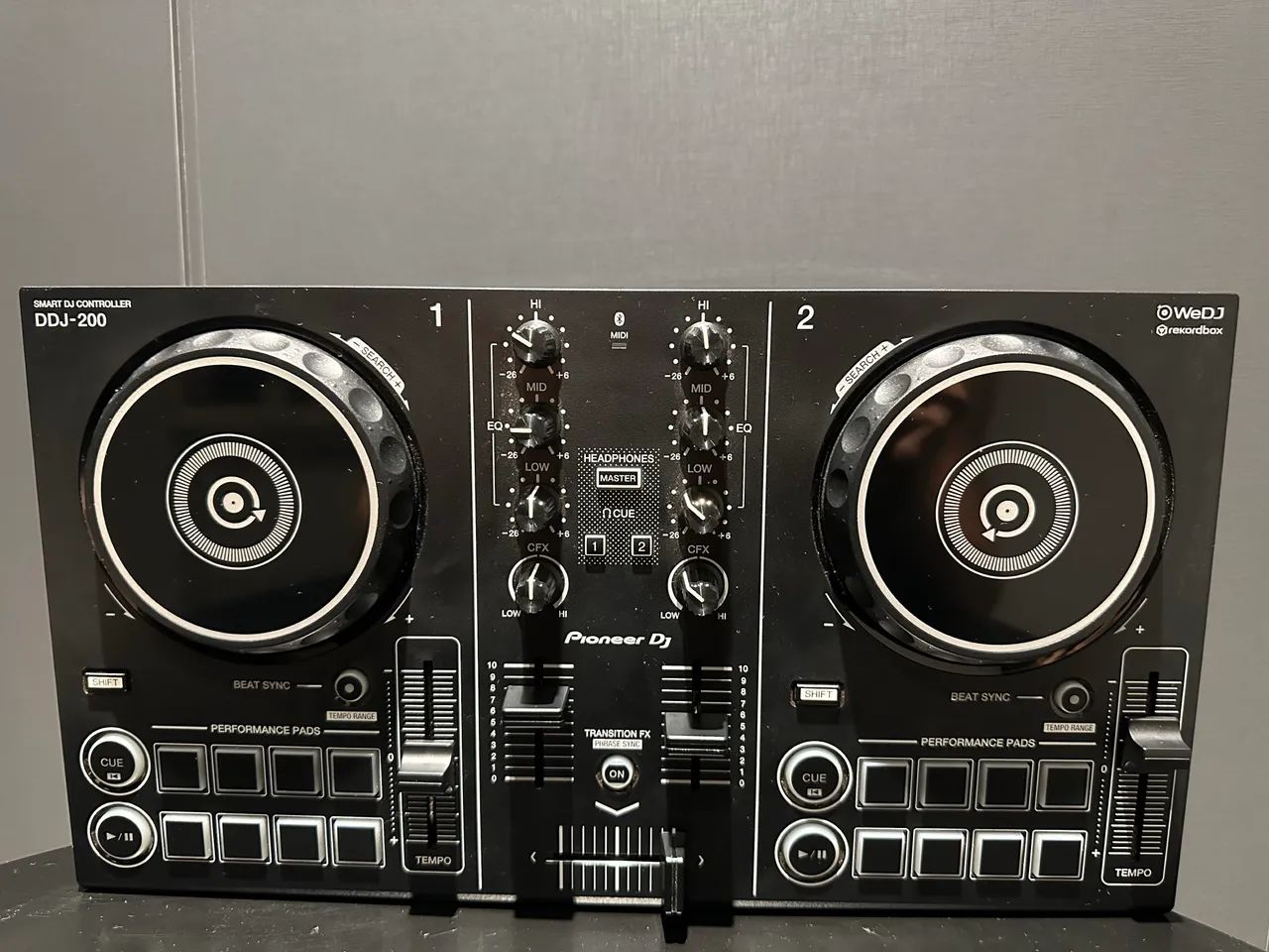 Controladora Pioneer DDJ 200 semi nova na caixa original