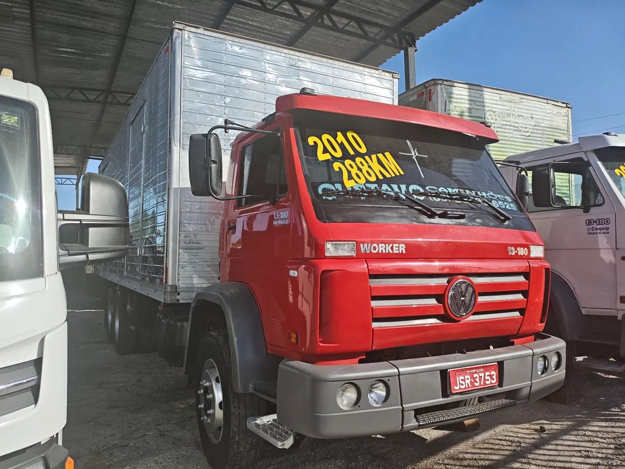 Volks 13180 2010 /  Truck Baú 8. Metros  - Foto 6