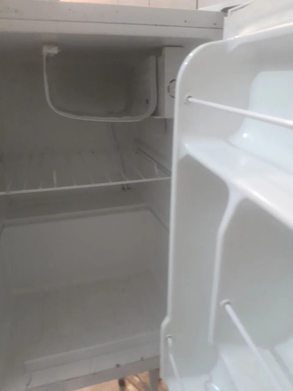 frigobar  philco PH8N