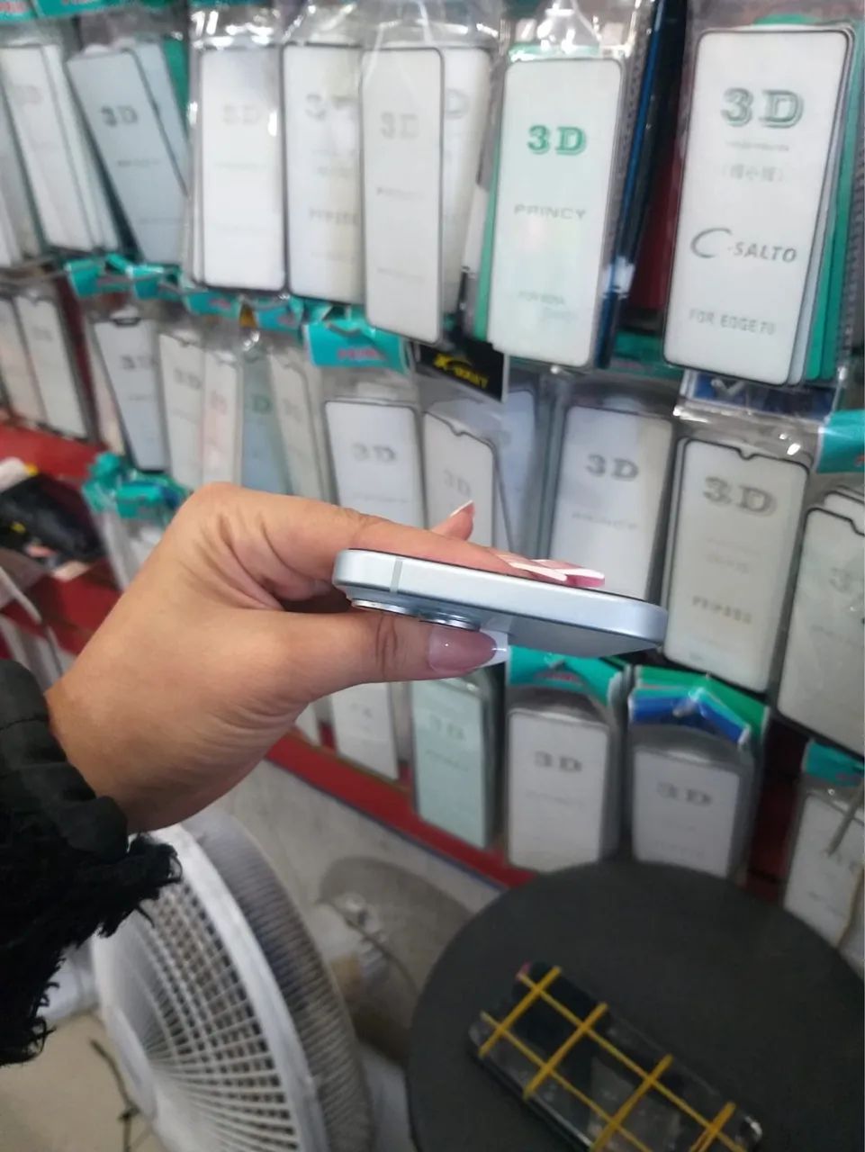 iPhone 15  - Foto 3