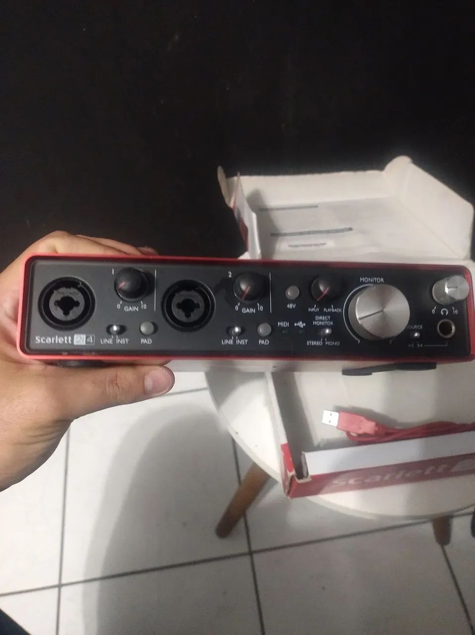 Interface de áudio Focusrite Scarlett 2¡4 - Foto 3