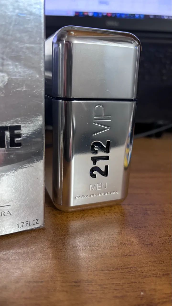 Perfume 212 VIP Men EDT - 50ml - Foto 4