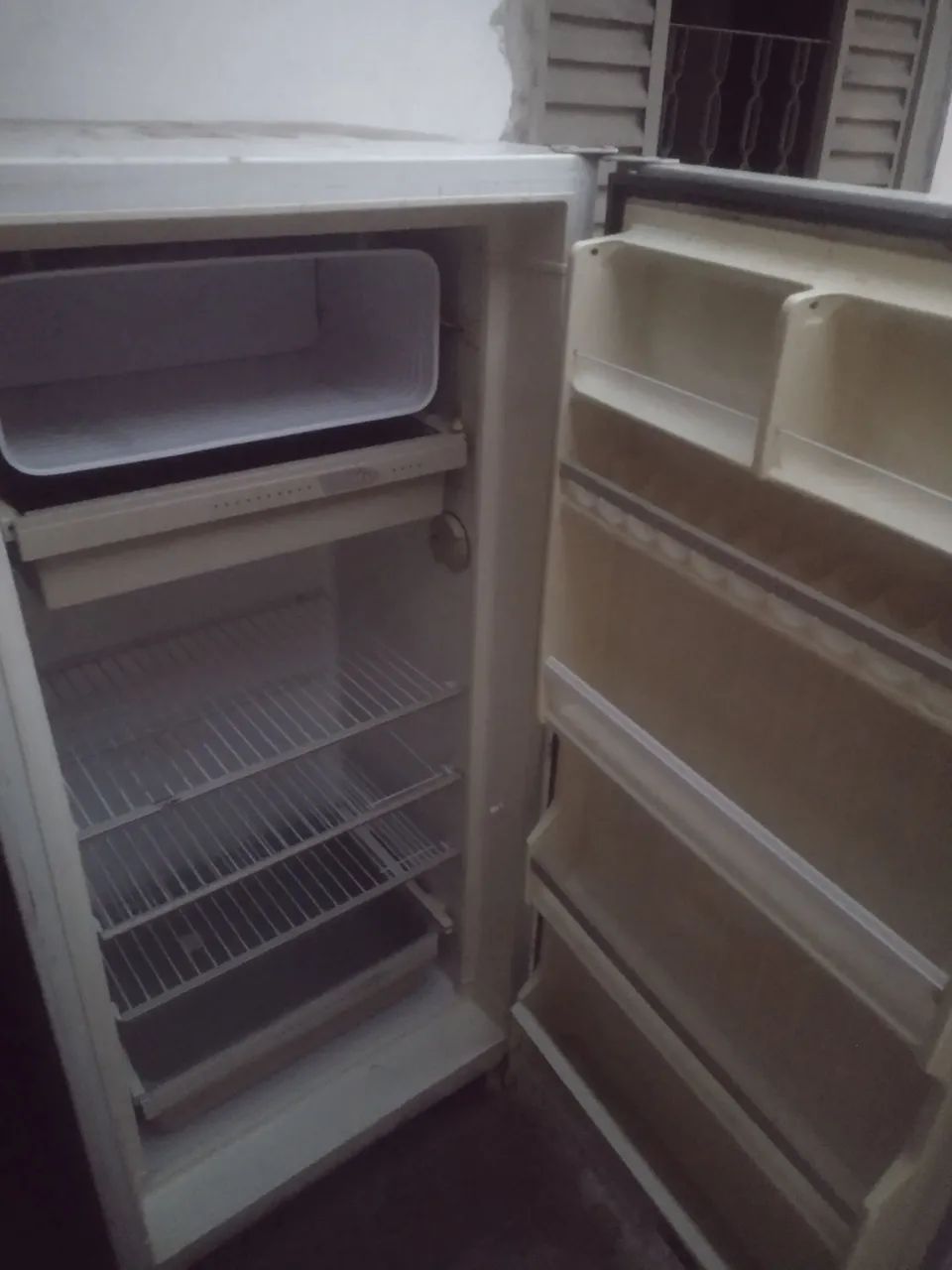 Vendo geladeira - Foto 4