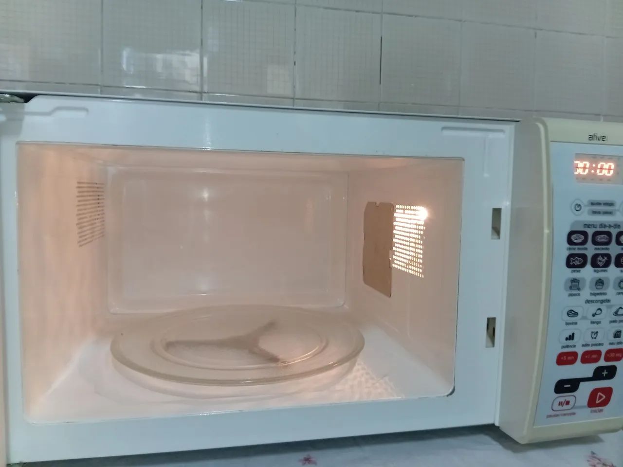 Micro-ondas Brastemp 30 litros  - Foto 2