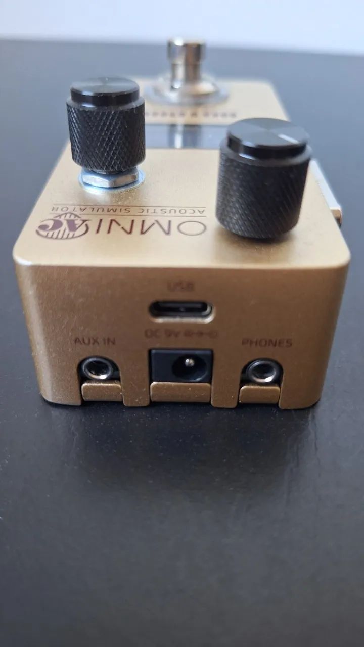 Omni Hotone Ac acoustic simulator dourado - Instrumentos musicais