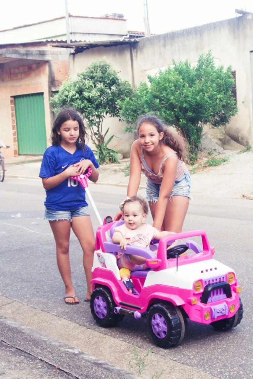 Carrinho de passeio, com pedal 
