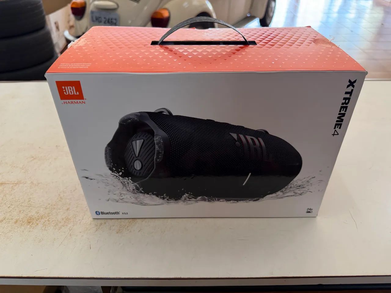 JBL Xtreme 4 na caixa 