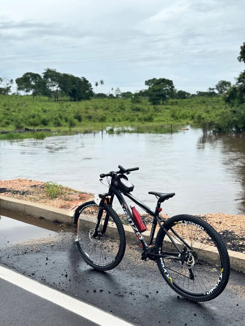 Bicicleta Venzo à venda