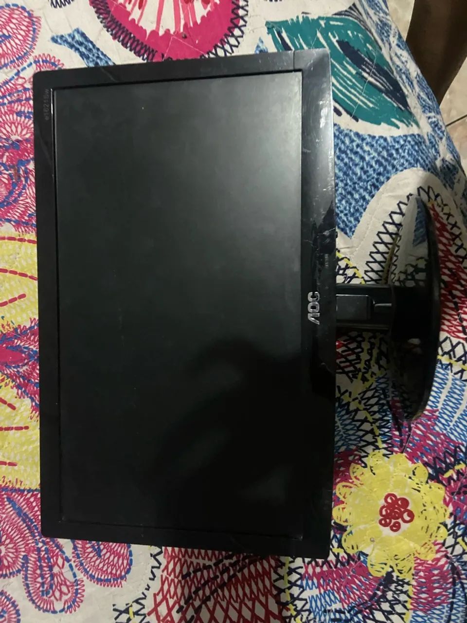 Monitor AOC LCD 15,6? - Modelo e1621Sw