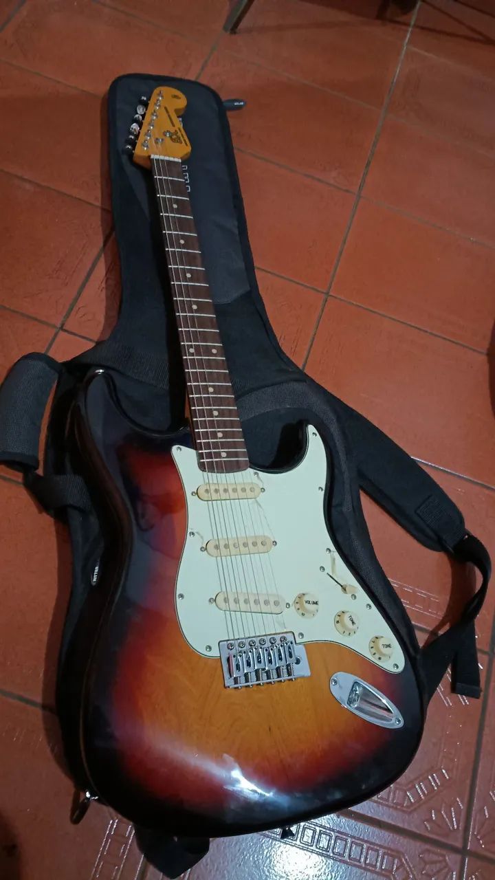 Guitarra sx SST62