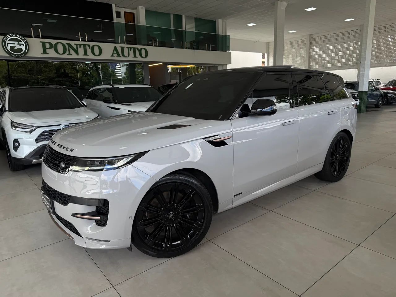 Land Rover Range R. Sport Autobio. 3.0 P550e (híb.) 2025