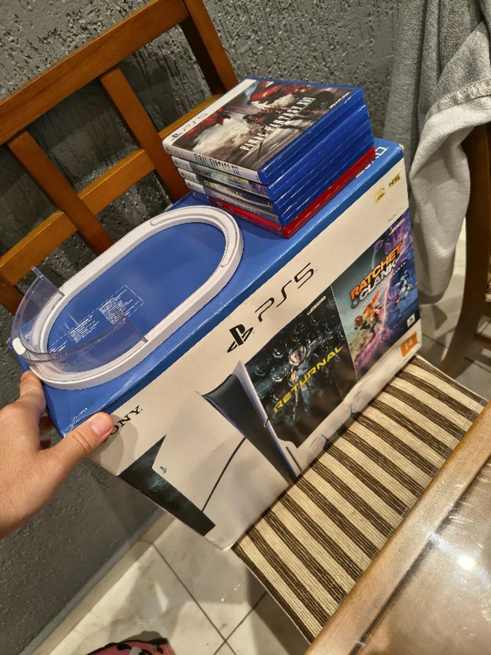 Playstation 5 Slim + 5 jogos - Apenas venda! - Foto 2