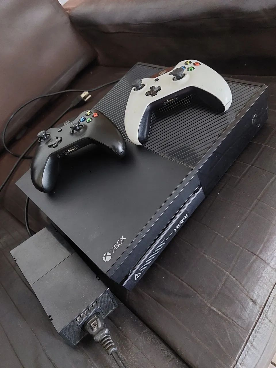 Vendo xbox one, não abaixo o preço 