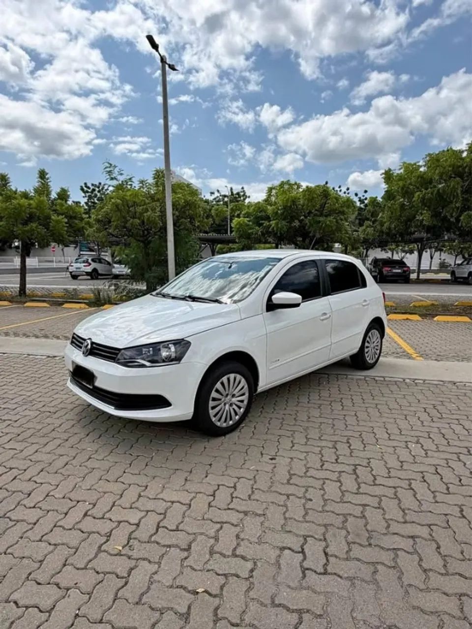 Volkswagen Gol GOL ECOMOTION  1.0 MI TOTAL FLEX 8V 4P 2014