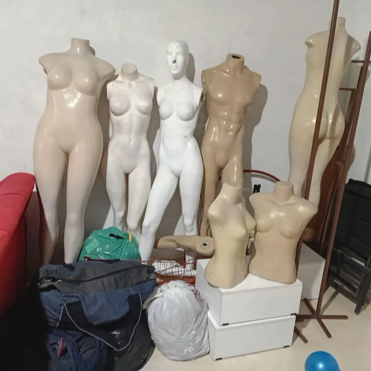 Vende-se manequim feminino e masculino  - Foto 2
