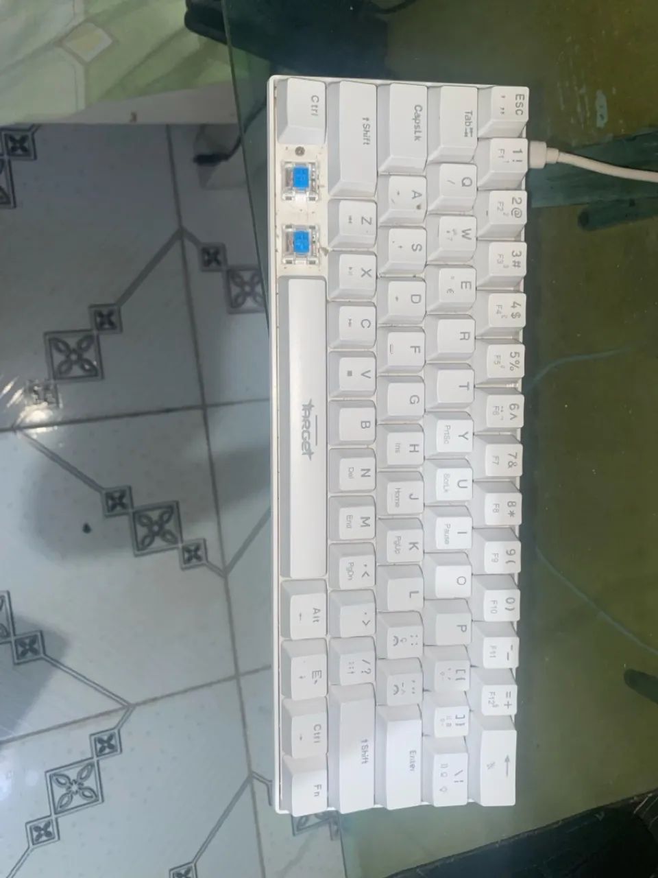 Teclado mecânico 60% branco - Foto 2