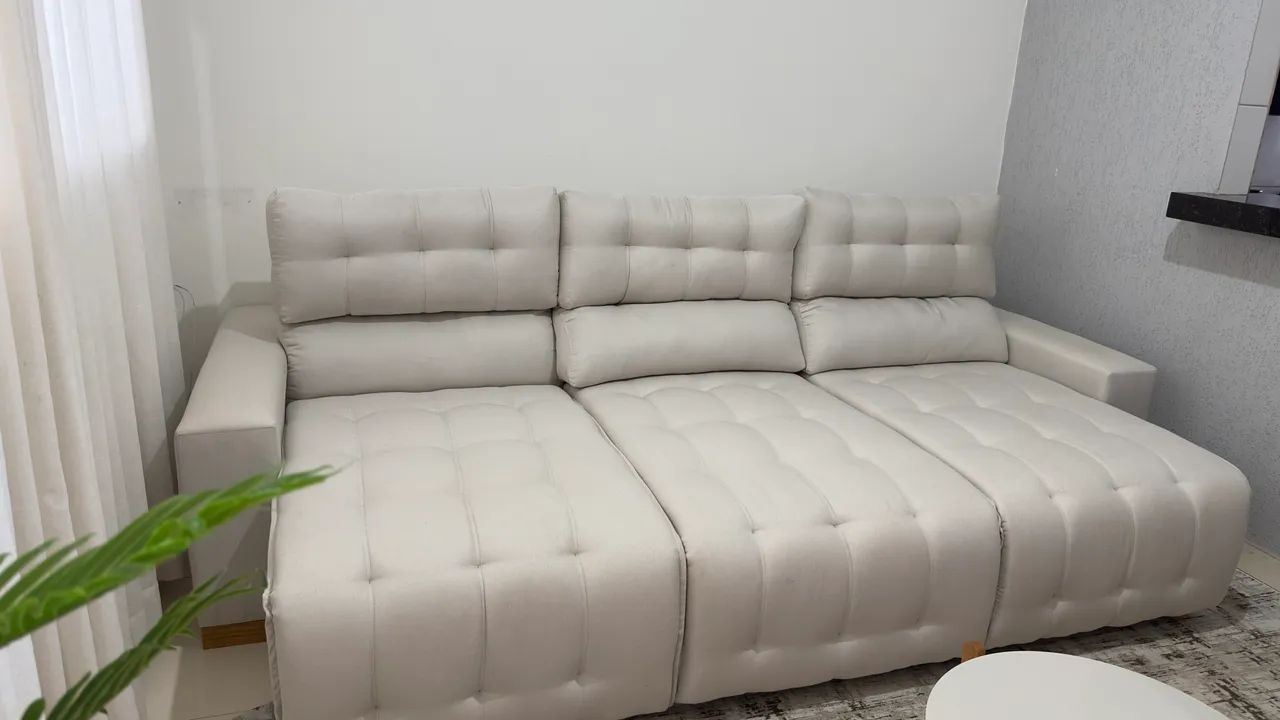 Sofá 3 lugares no linho 