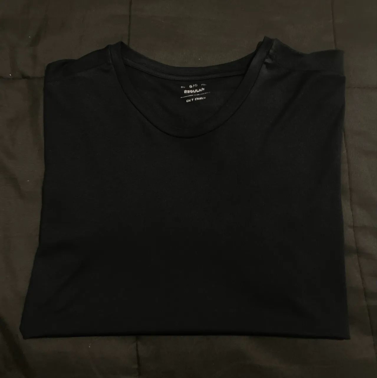 Camisetas dry fit branca e preta - Foto 2