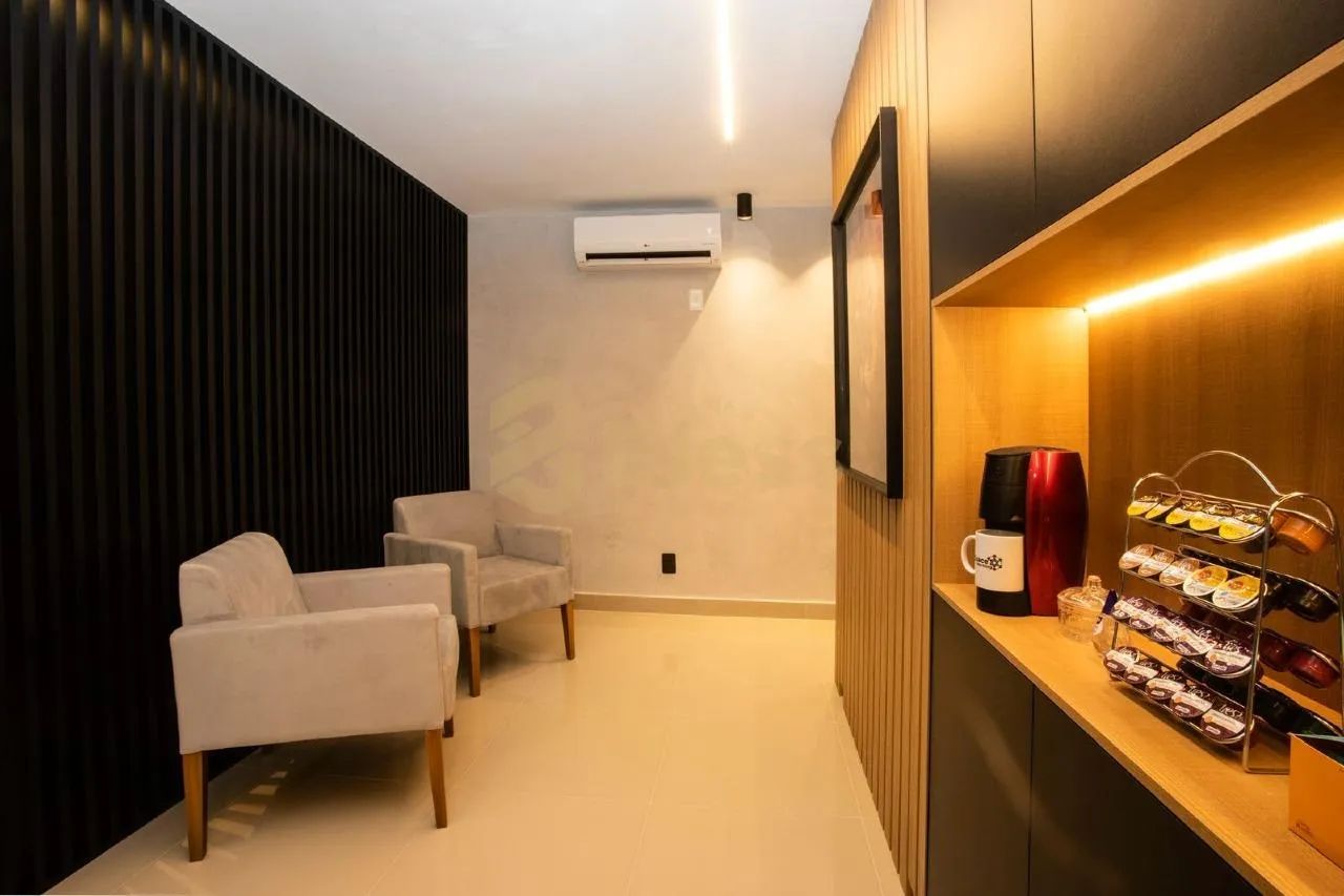 Sala Comercial Reformada no Manhattan Business Office  Tirol - Foto 2
