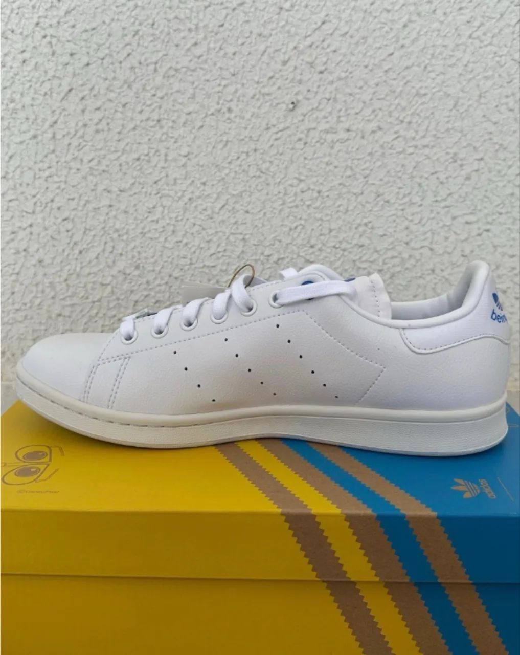 stan smith wall e