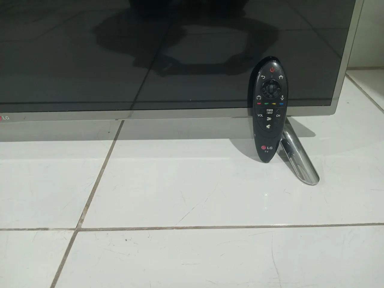 LG Smart TV LED Full HD Cinema 3D de 47 polegadas - Foto 2