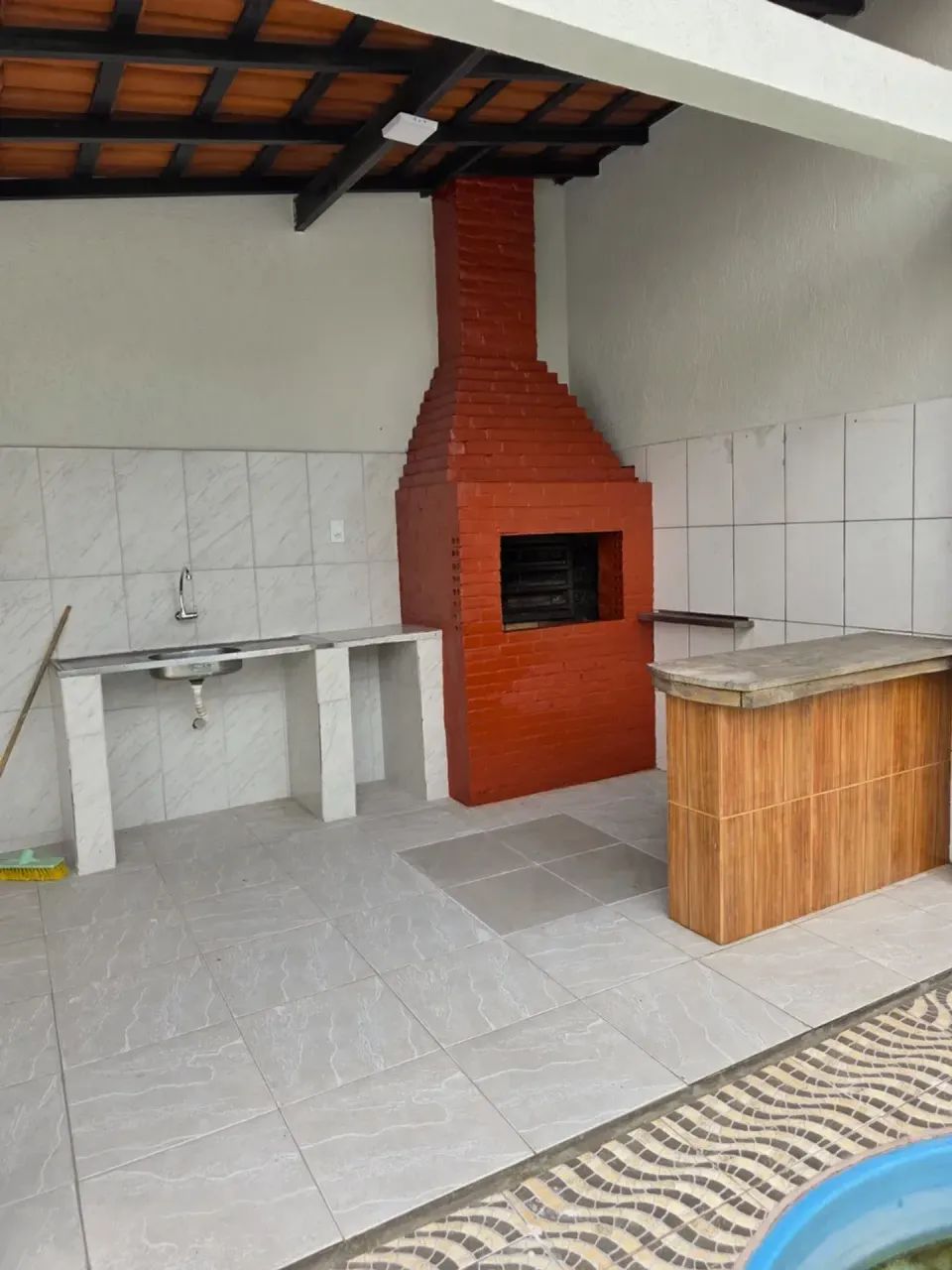 Casa térrea no Cj Tiradentes 4 Qts sendo 2 Suítes + Escritório/ Espaço gourmet com piscina 2