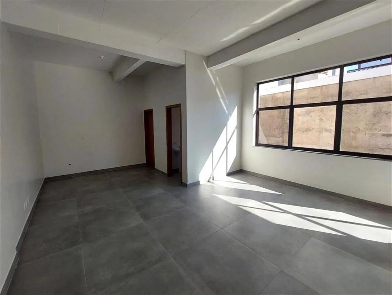 SALA COMERCIAL PARA LOCAÇÃO NO CRUZEIRO - Foto 2