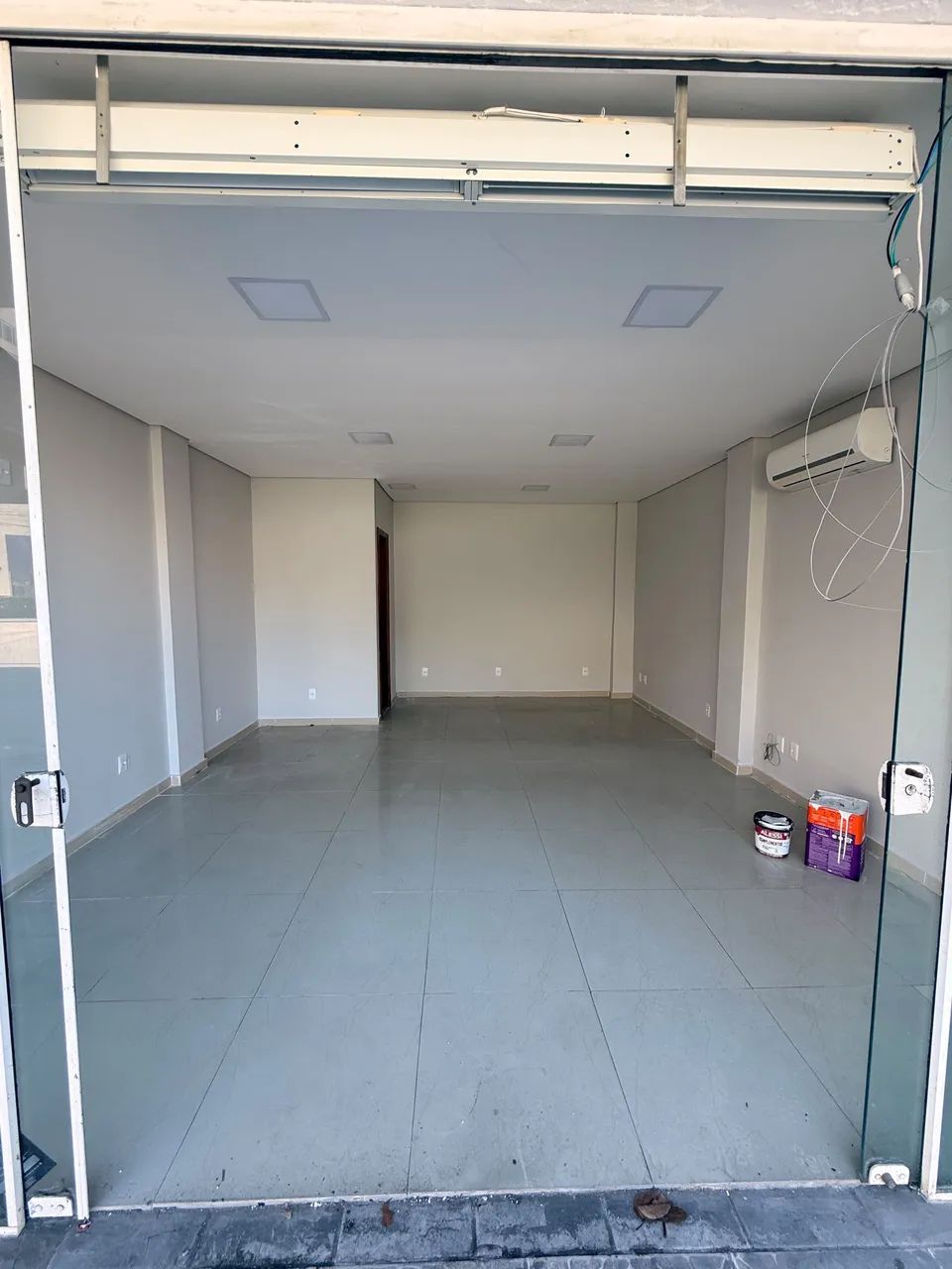 *Alugo Sala Comercial Térrea no Bairro das Nações* - Foto 2
