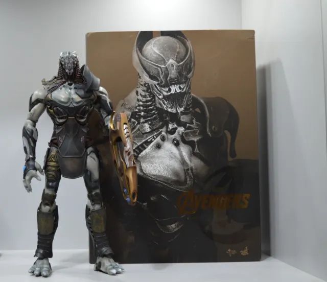 Hot Toys Chitauri Commander - Foto 2