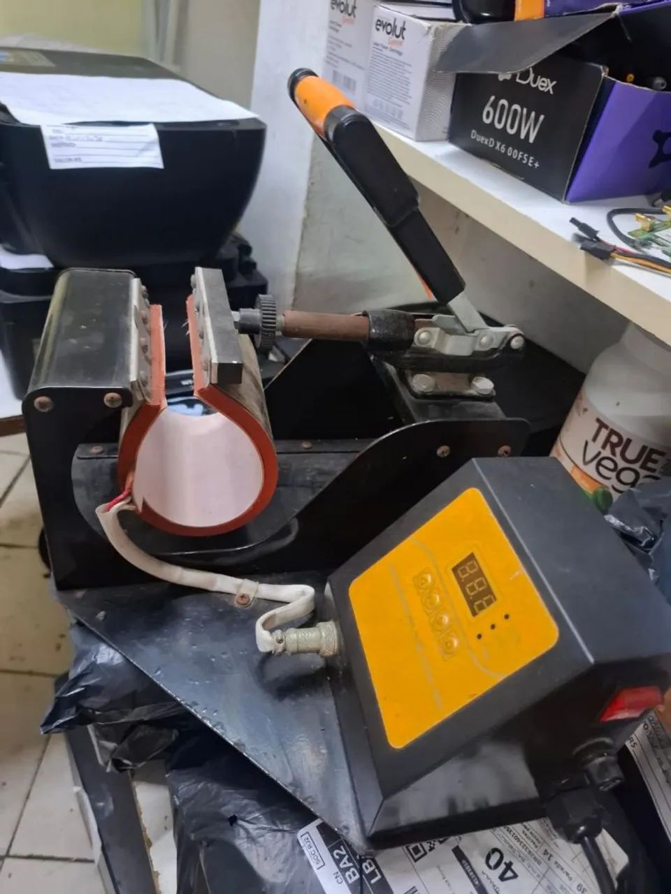 Vendo prensa térmica para Caneca. SUBLIMAÇÃO  - Foto 2