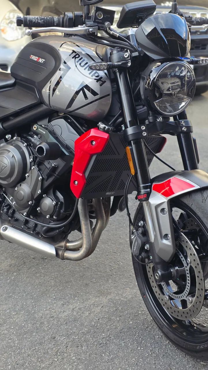 Trident 660 impecavel com todos acessórios  - Foto 2