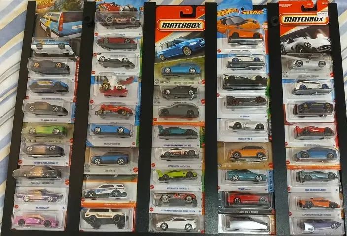 Carrinhos em miniatura Hot Wheels ou Matchbox preço único variados - Foto 5