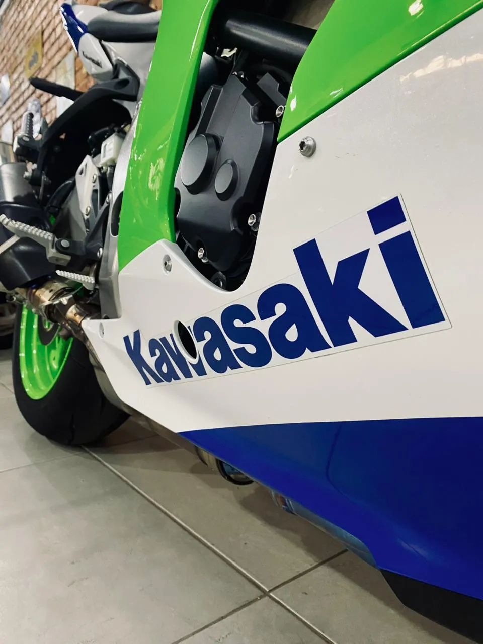 Kawasaki Zx-10/ Zx-10r 1000cc 2024 - 1484277357 | OLX