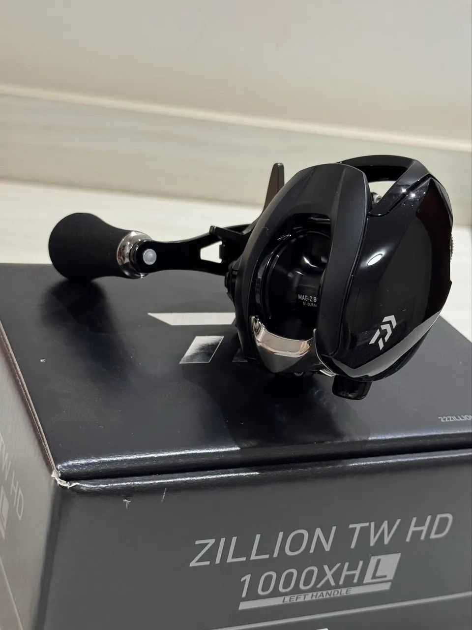 Carretilha Daiwa Zillion Tw Hd 1000 XHL - Esportes Aquáticos