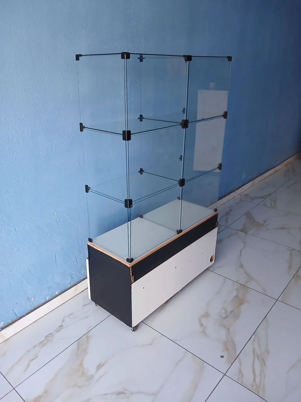 Vendo essa vitrine expositora  - Foto 5