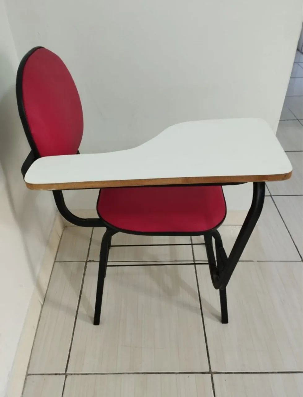 Vende-se cadeira universitária  - Foto 2