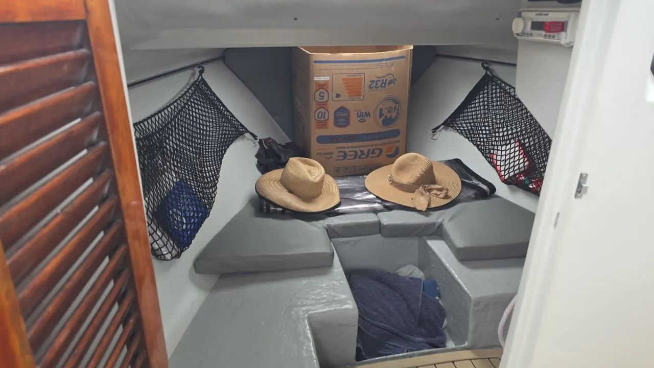 Lancha Diamar Tycoon 23 Cabinada - Foto 9