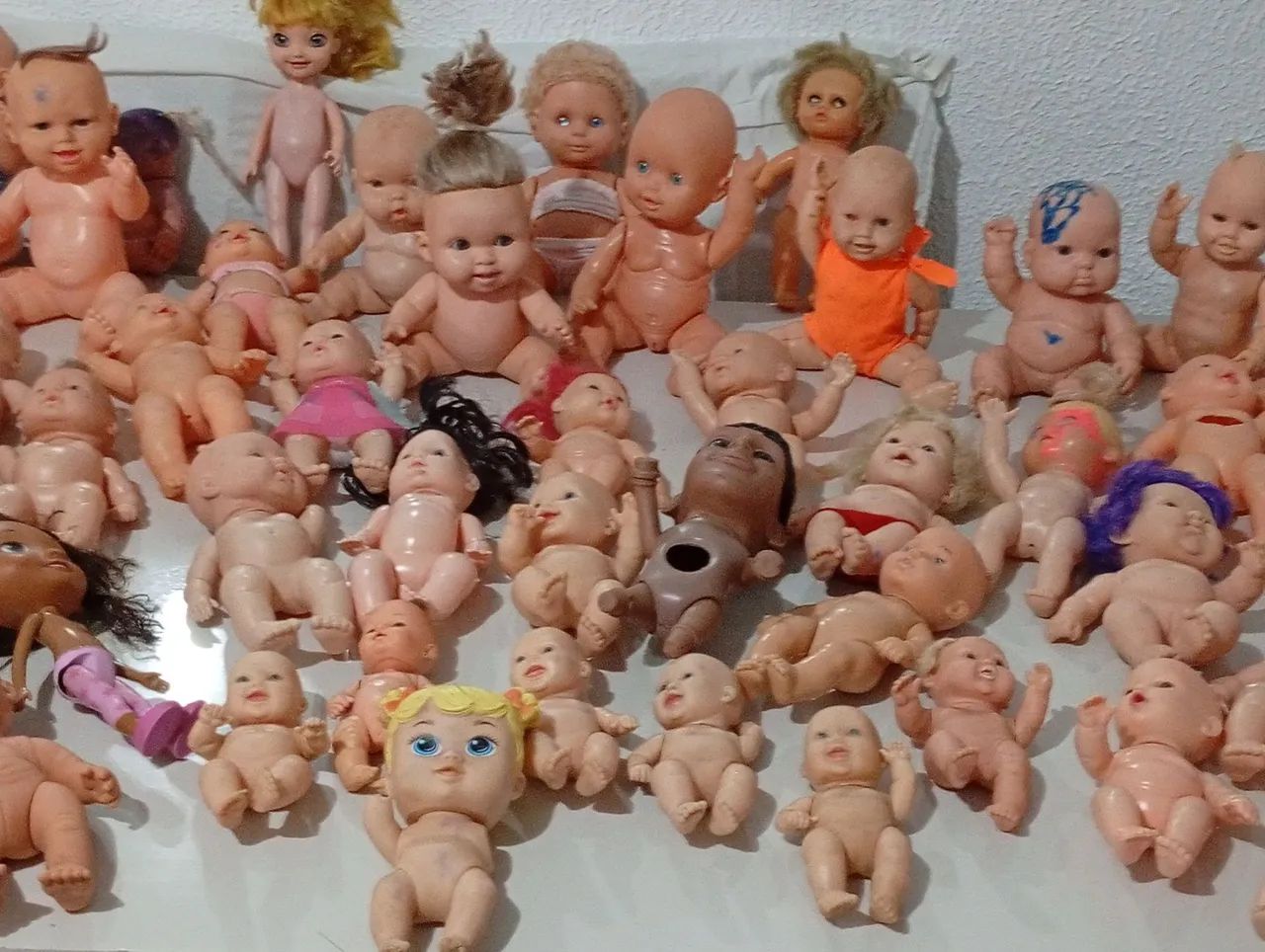 Bonecas pequena e média leia a descrição  - Foto 3